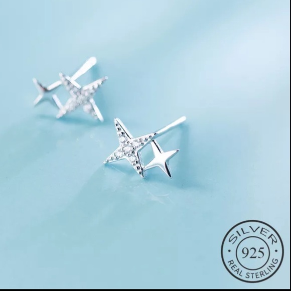 Jewelry - 3/$15❗️925 Sterling silver Minimalistic stars earrings